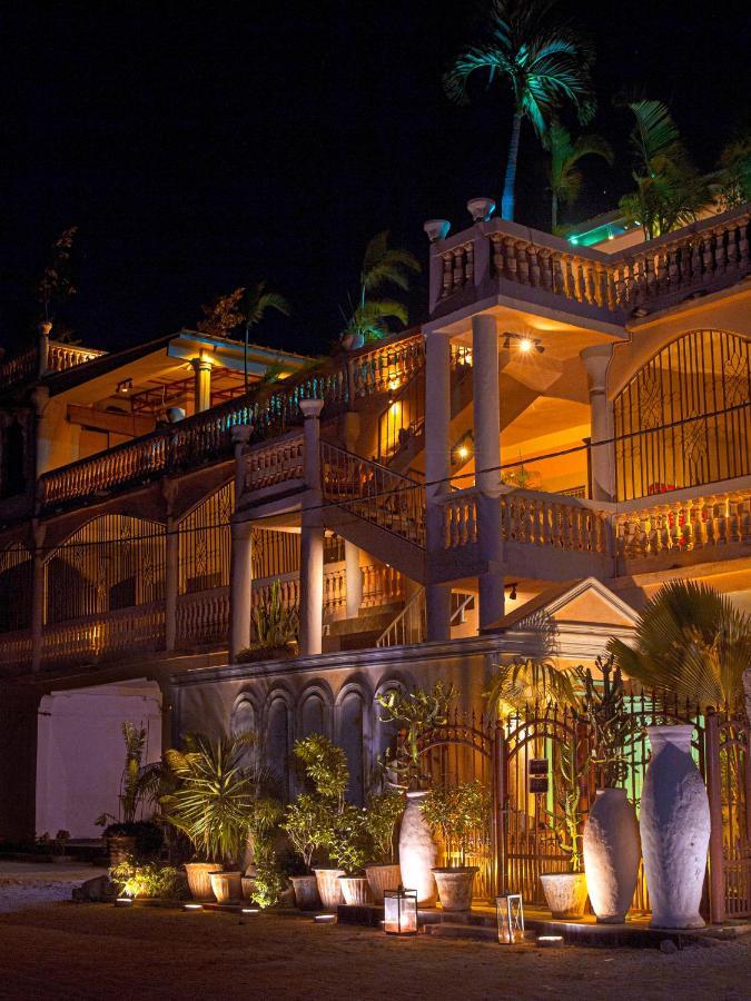 Rooftop Boutique Hotel Adults Only Serrekunda Exterior photo