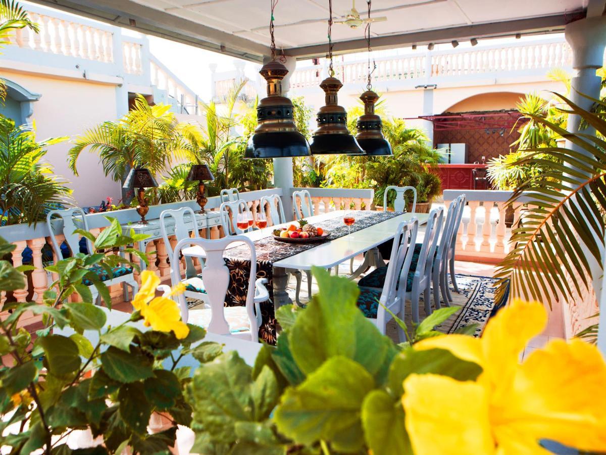 Rooftop Boutique Hotel Adults Only Serrekunda Exterior photo