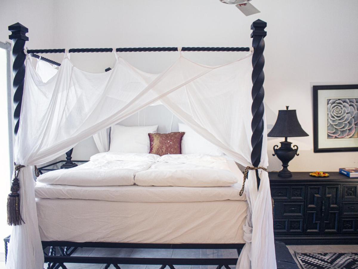 Rooftop Boutique Hotel Adults Only Serrekunda Exterior photo