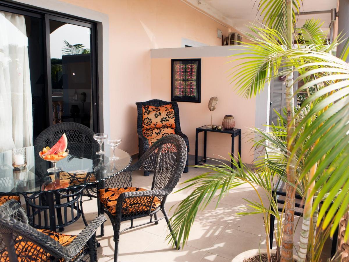Rooftop Boutique Hotel Adults Only Serrekunda Exterior photo