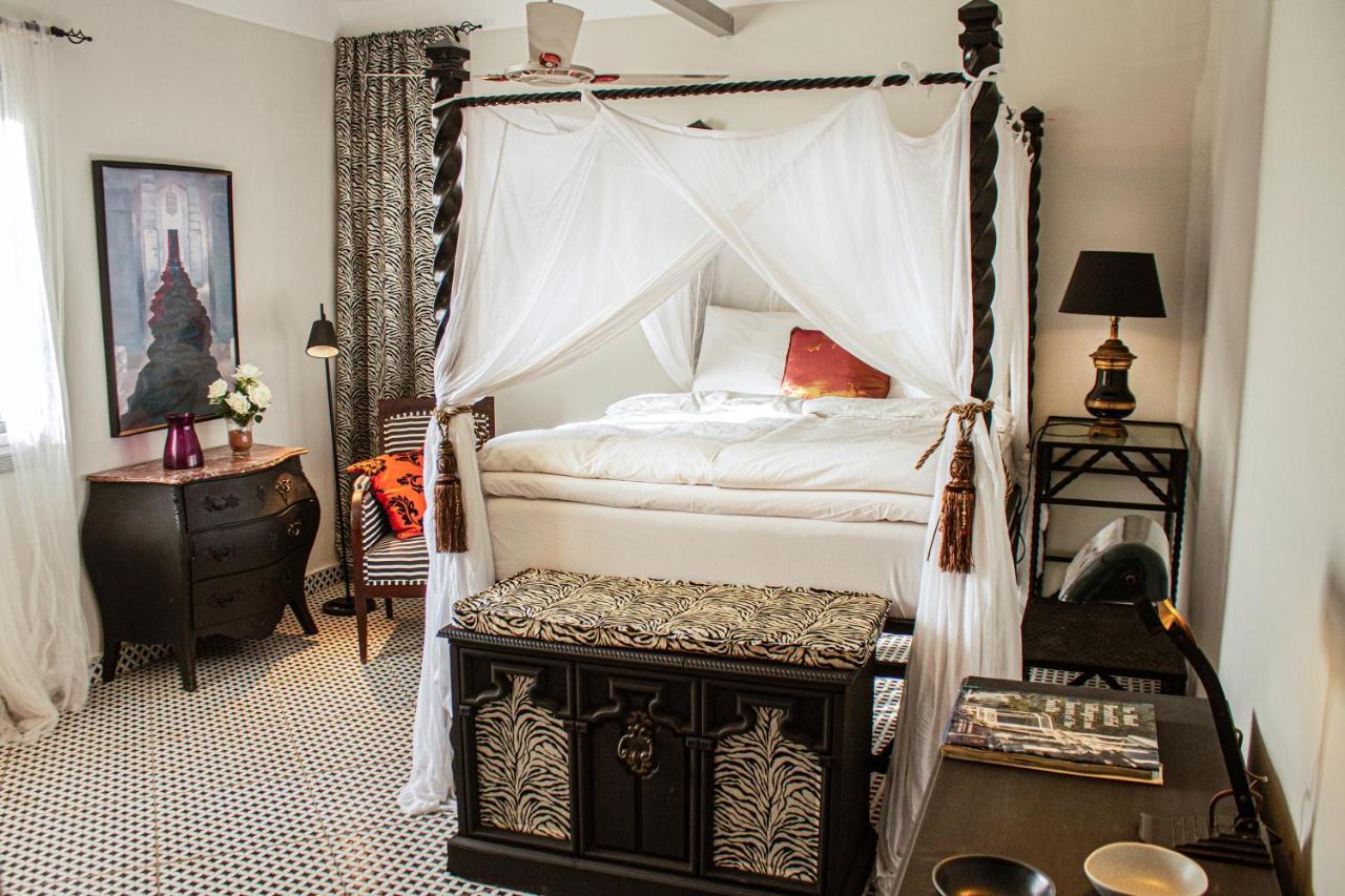 Rooftop Boutique Hotel Adults Only Serrekunda Exterior photo